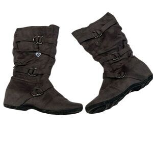 Shiekh sz9 grey comfy faux suede “Savannah” side zip strappy boots EUC No box